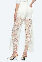 Load image into Gallery viewer, B Lace jeans