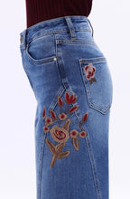 Load image into Gallery viewer, B embroidery jeans