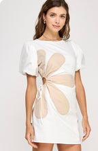 Load image into Gallery viewer, Sb Flower crinkle dress