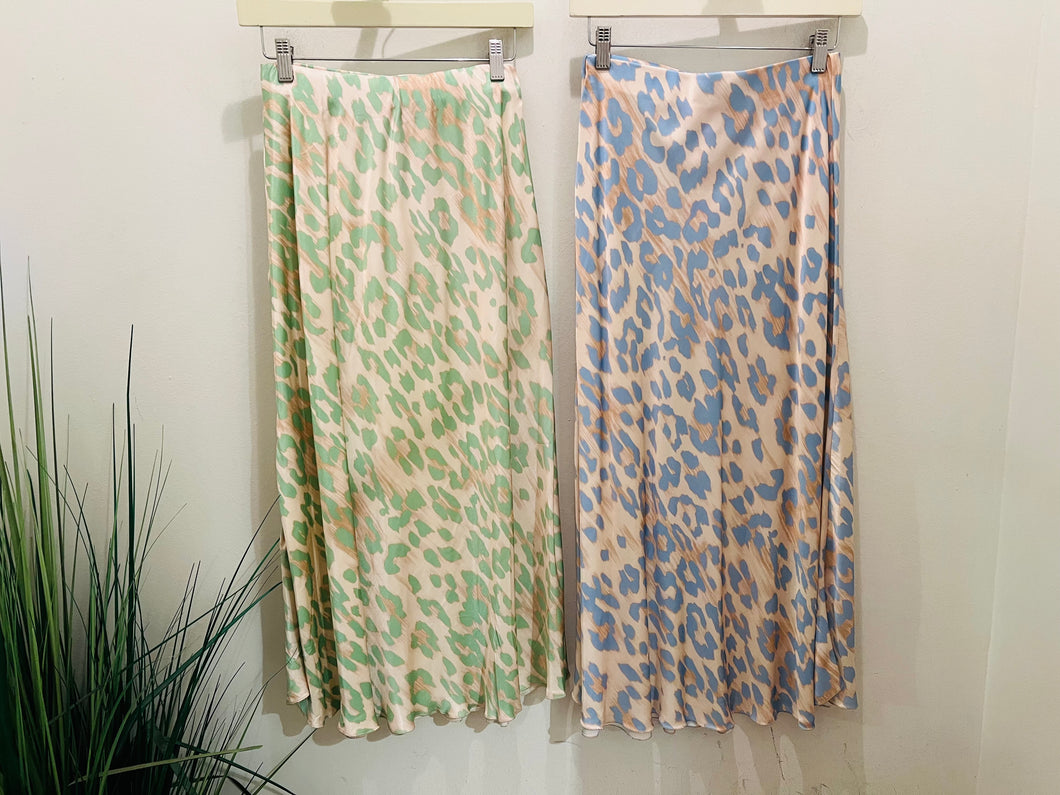 Y satin animal print flowy skirt