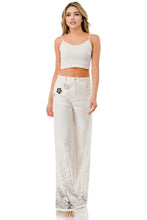 Load image into Gallery viewer, S White jeans  embellishment sequence and pearls
