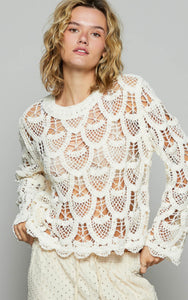 P crochet long sleeve top