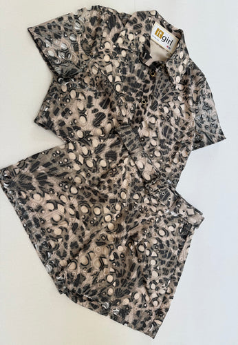 E embroidery eyelet animal print 2 pcs short set