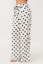 Load image into Gallery viewer, Tc polka dots