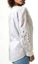 Load image into Gallery viewer, N embroidery sleeve top