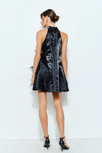 Load image into Gallery viewer, I Feathers aplique black dress