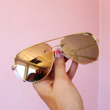 Load image into Gallery viewer, Quay High key large rose gold