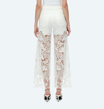 Load image into Gallery viewer, B Lace jeans