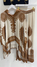 Load image into Gallery viewer, N 2pcs satin silk top/pant rome print