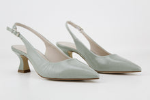 Load image into Gallery viewer, Marian Juliet Salvia