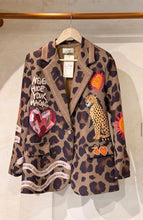 Load image into Gallery viewer, Lc stamp jacket animal print