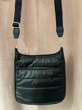 Load image into Gallery viewer, P Big puffy shoulder bag with straps