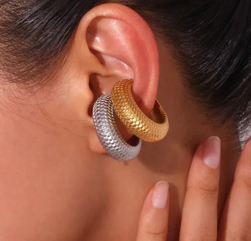 N Snake ear cuff