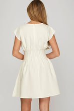 Load image into Gallery viewer, Ss drop shoulder stretched woven waist pintuck  dress white with contrast  stitching