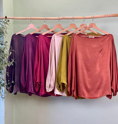 Lc sateen  boat  neck top