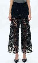 Load image into Gallery viewer, B Lace jeans