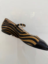 Load image into Gallery viewer, Marian Juliet Negro