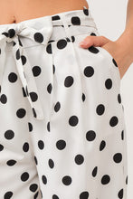 Load image into Gallery viewer, Tc polka dots