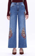 Load image into Gallery viewer, B embroidery jeans