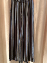 Load image into Gallery viewer, C print palazzo