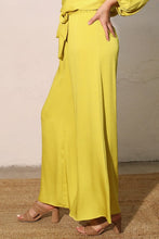 Load image into Gallery viewer, T Tie waist wide legs pants, chartreuse/Ivory