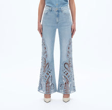 Load image into Gallery viewer, B side lace blue jeans