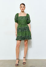 Load image into Gallery viewer, I lace guipur forest green dress