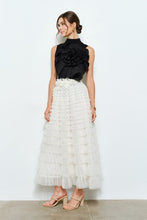 Load image into Gallery viewer, I flower aplique black top