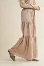 Load image into Gallery viewer, Ms Ruffle pants