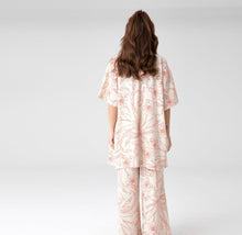 Load image into Gallery viewer, S short sleeve belted kimono jacket