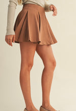 Load image into Gallery viewer, Ms pleated skirt