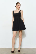 Load image into Gallery viewer, I square neck black / black dots￼dress