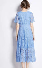 Load image into Gallery viewer, E lace blue midi dress