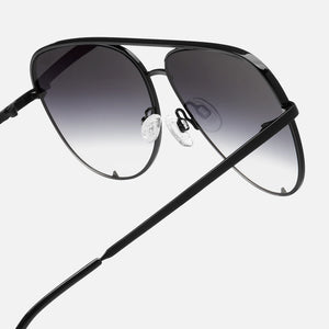 Quay high key black fade