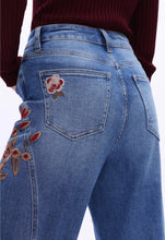 Load image into Gallery viewer, B embroidery jeans