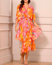 Load image into Gallery viewer, V Layers print silk dress