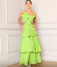 Load image into Gallery viewer, V flower appliqué maxi dress