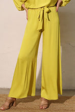 Load image into Gallery viewer, T Tie waist wide legs pants, chartreuse/Ivory