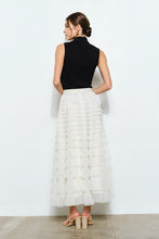 Load image into Gallery viewer, I flower aplique black top