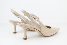 Load image into Gallery viewer, Marian Juliet Inhibe