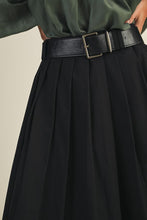 Load image into Gallery viewer, Ms belted pleated skirt