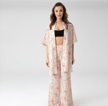 Load image into Gallery viewer, S short sleeve belted kimono jacket