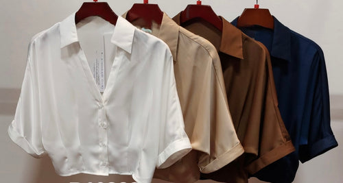 O 3/4 sleeve  crop blouse