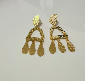 L chandelier earings