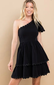 T Tiered one shoulder black dress