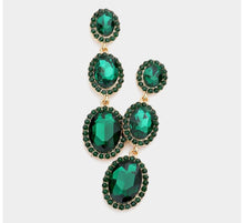 Load image into Gallery viewer, W Triple stone earings