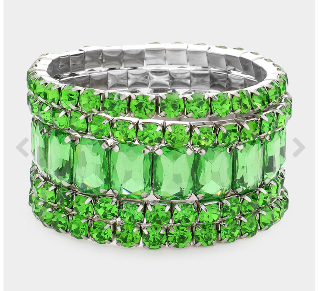 W Emerald cut Round evening bracelet