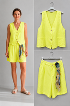 Load image into Gallery viewer, N linen 3pcs vest/bermuda/scarf set