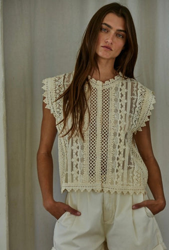 Bt lace top