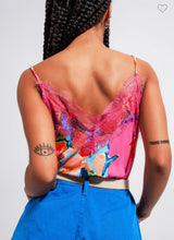 Load image into Gallery viewer, Q cami print top